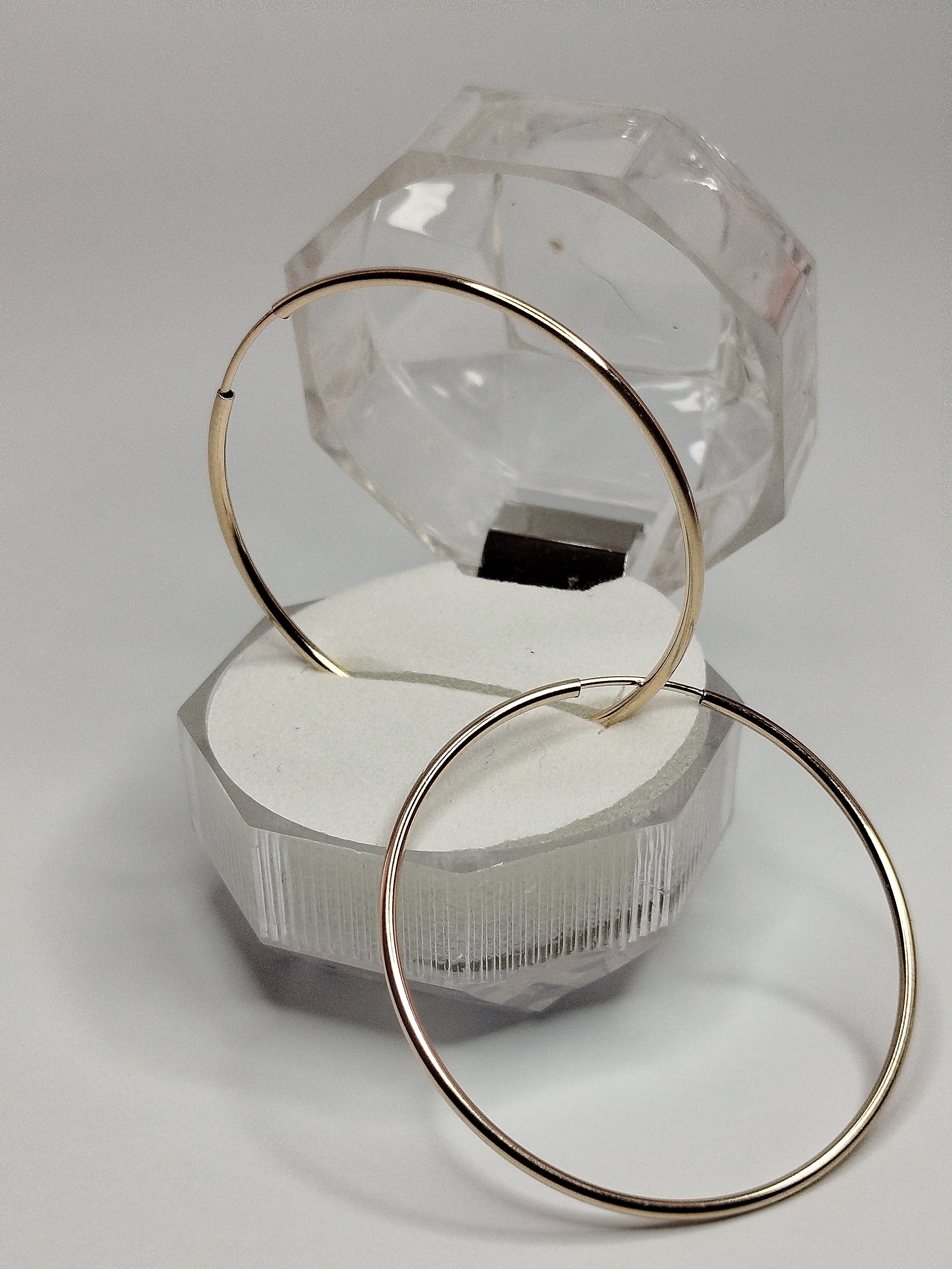 Aros tubos de oro 14k mujer