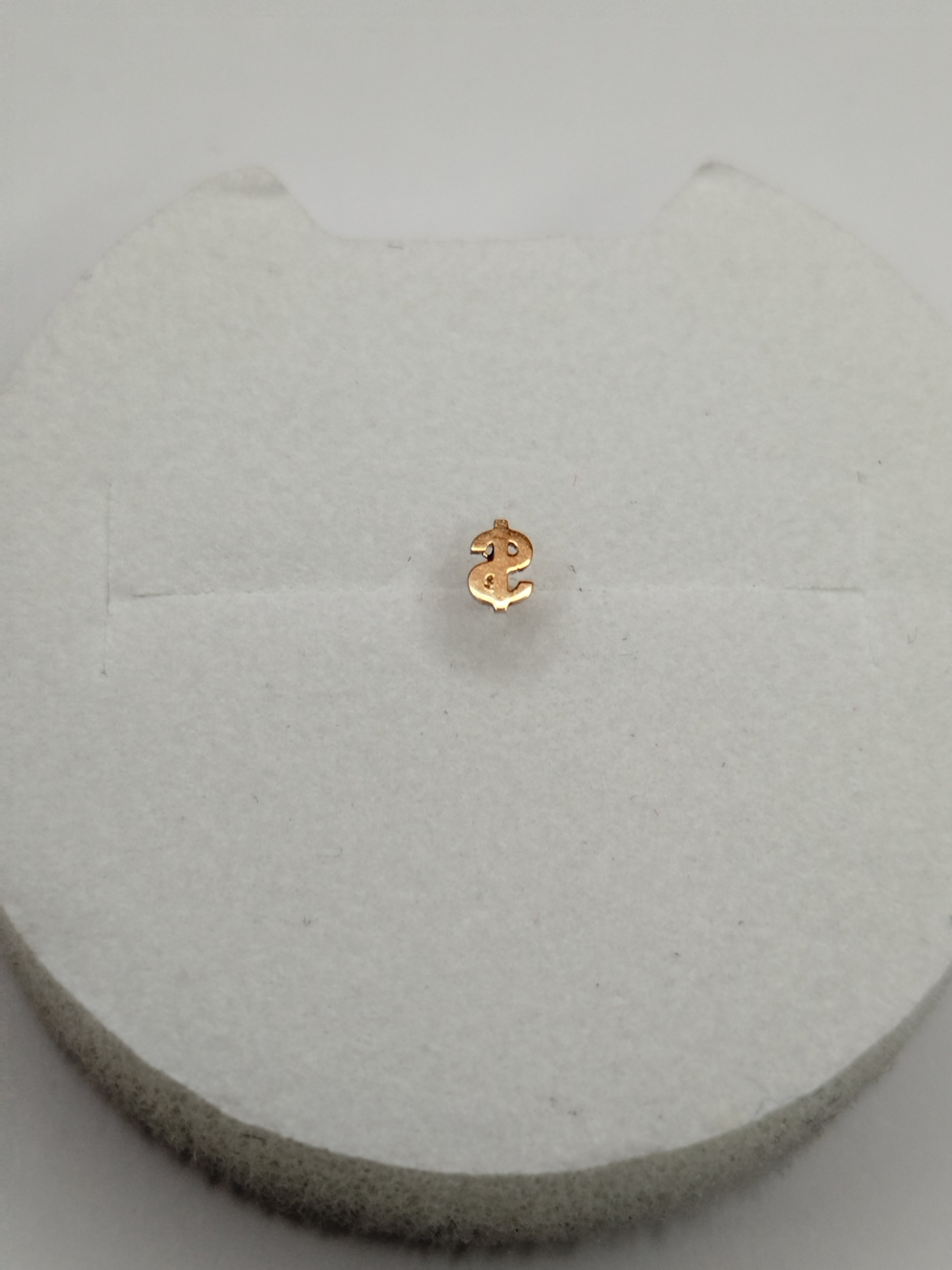 Piercing de nariz en oro 18k hombre