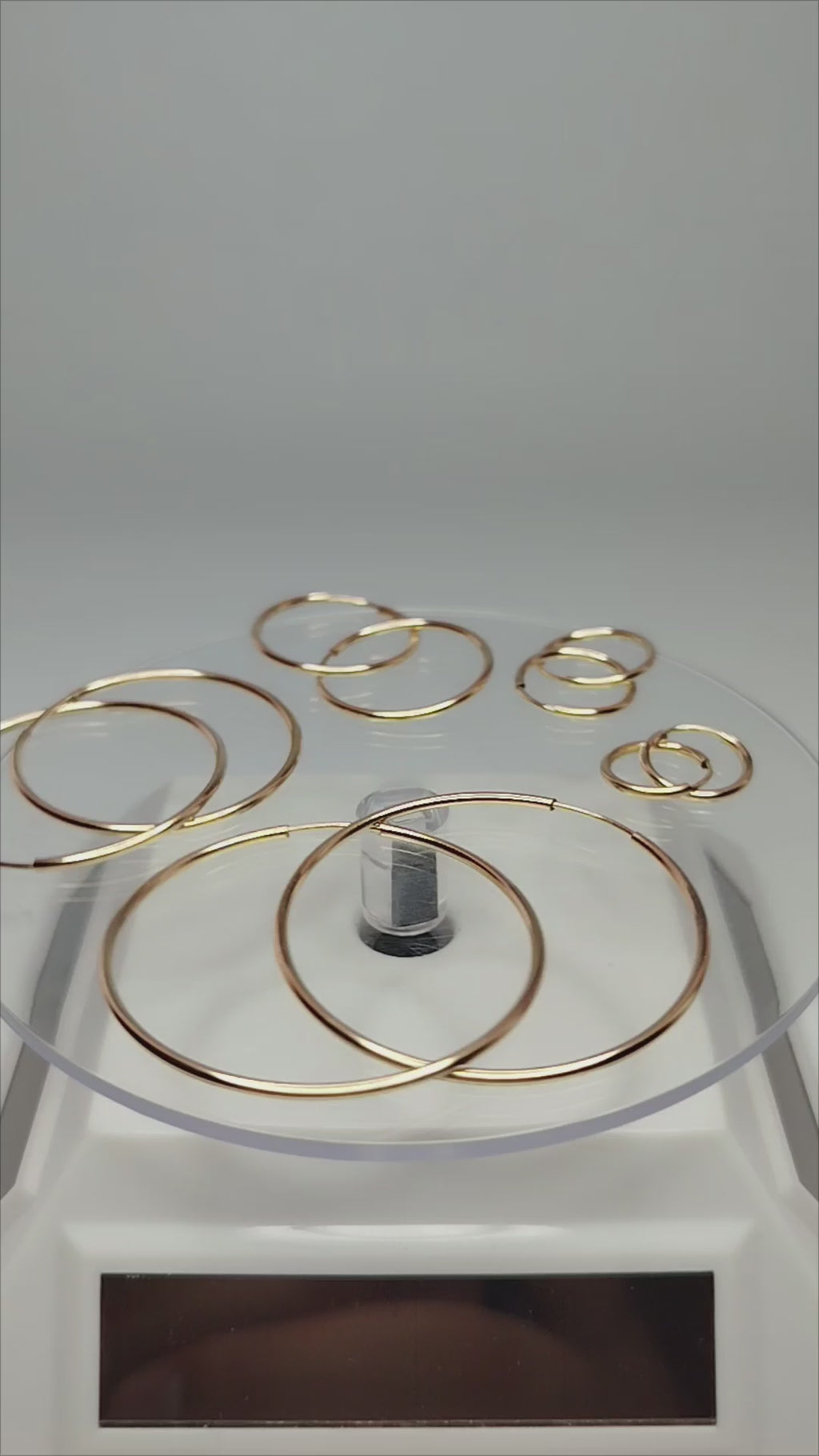 Aros tubos de oro 14k mujer