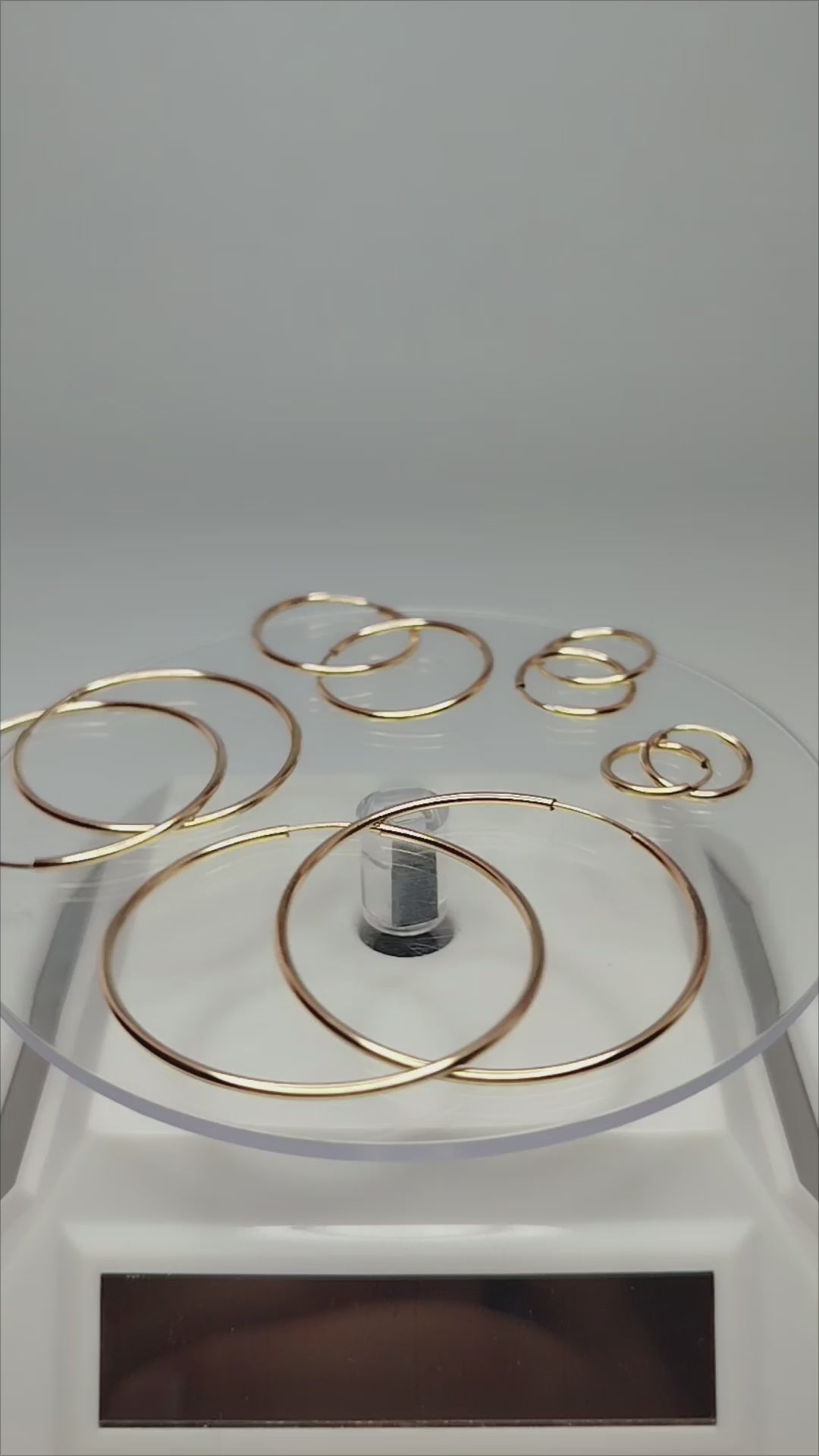 Aros tubos de oro 14k mujer