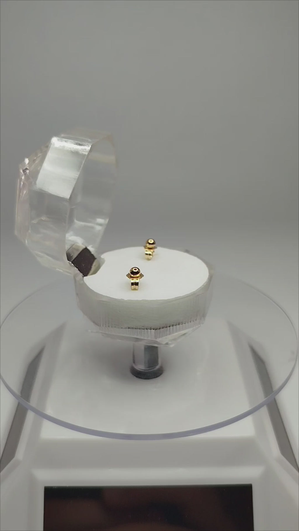 Aros bolitas de oro 14k hombre