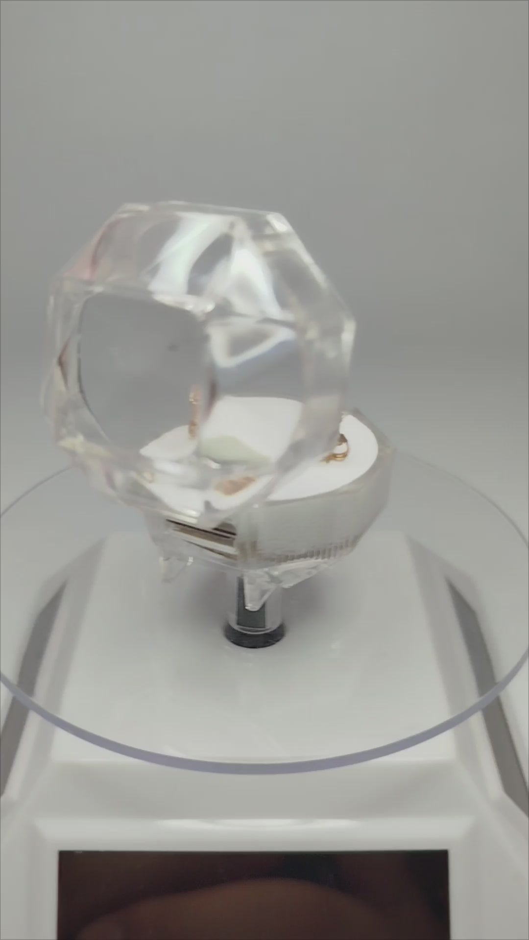 Aros de oro 14k con piedra circón hombre