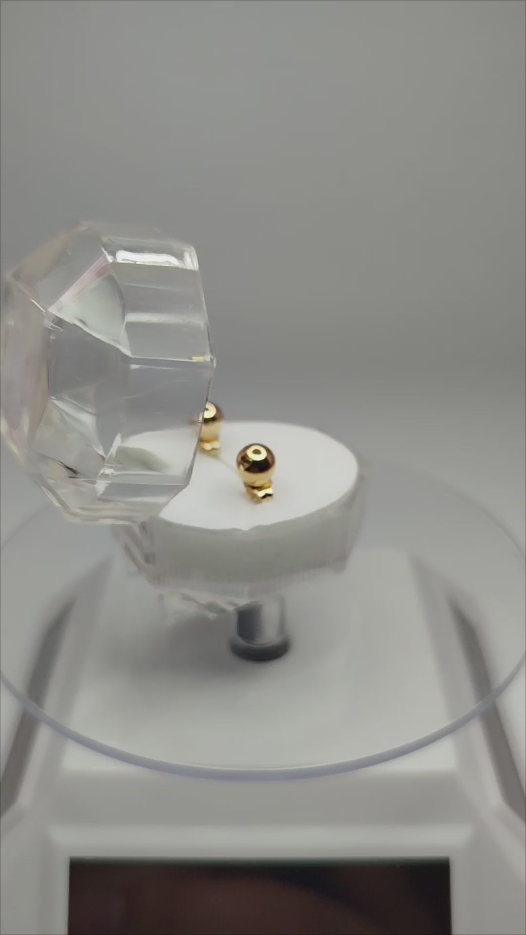 Aros bolitas de oro 14k hombre