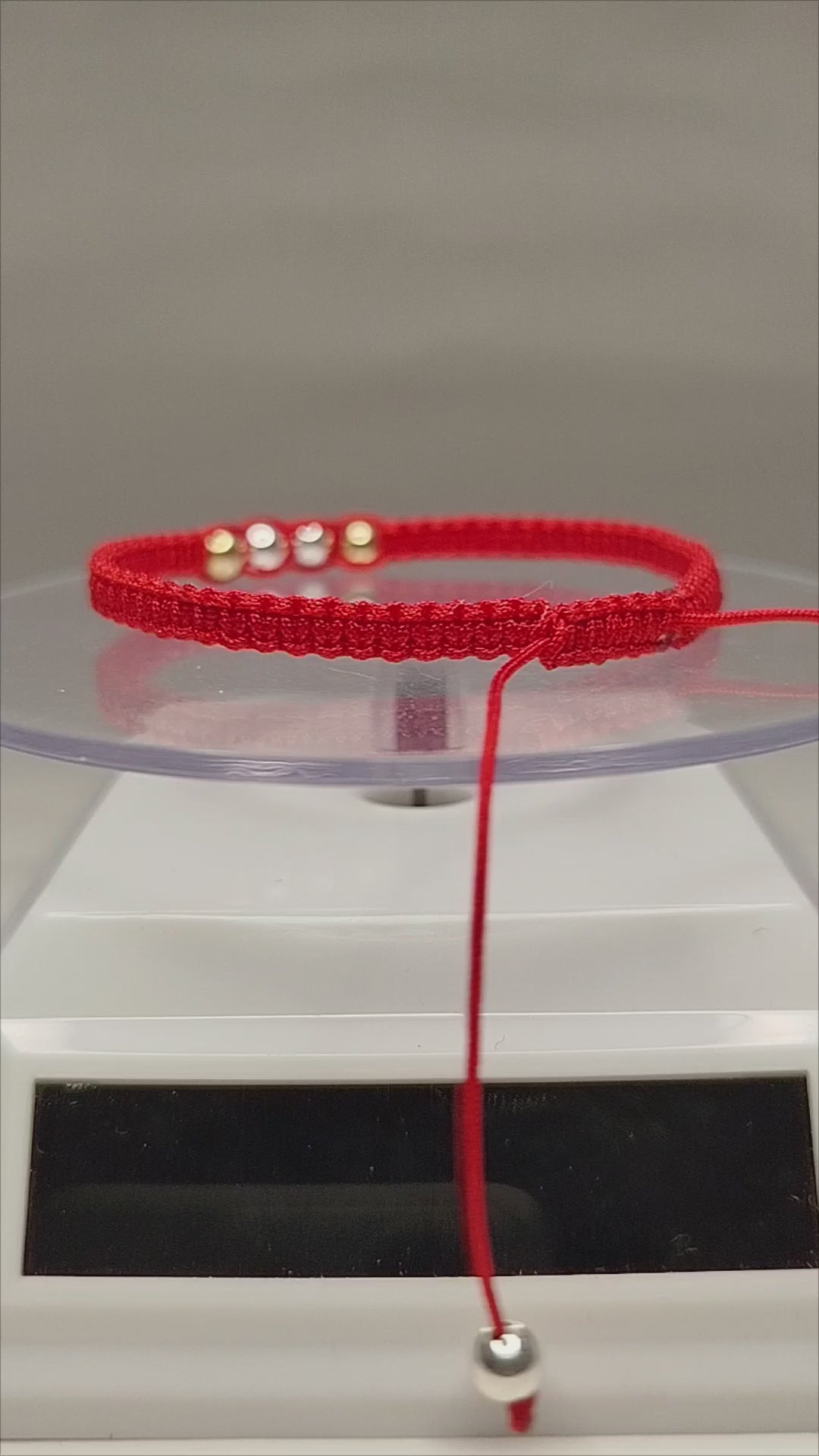 Pulsera hilo rojo oro 18k 2 y 2 pelotitas plata 950 bolitas hombre ajustable