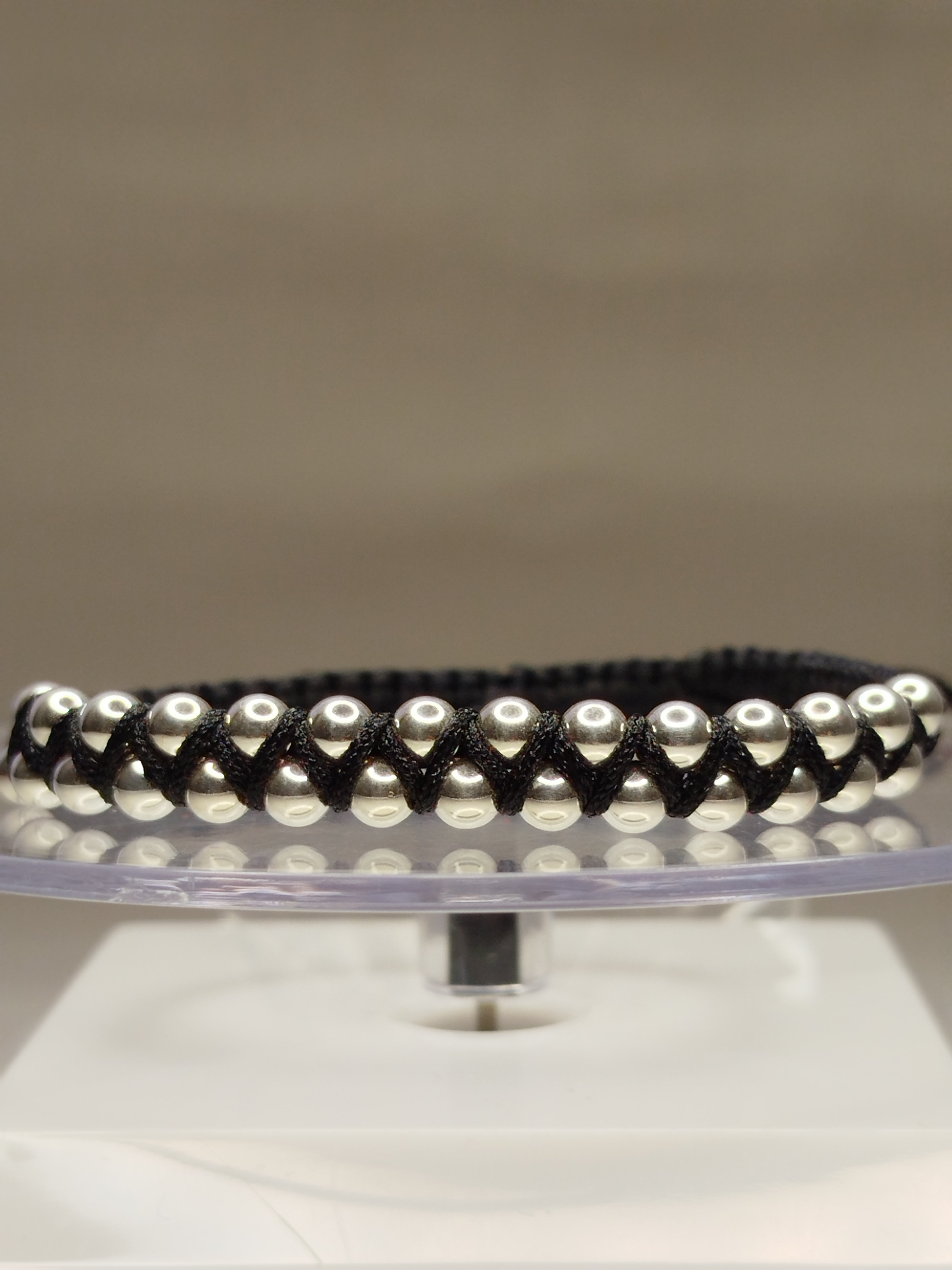 Pulsera hilo negro con 30 balines de plata 950 ajustable mujer