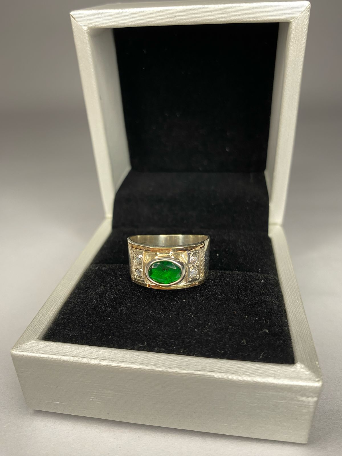 Anillo de plata 970 con detalles en oro 14k, esmeralda y circón mujer