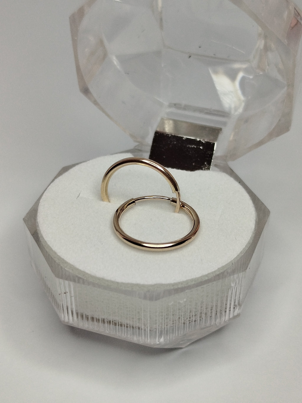 Aros tubos de oro 14k mujer